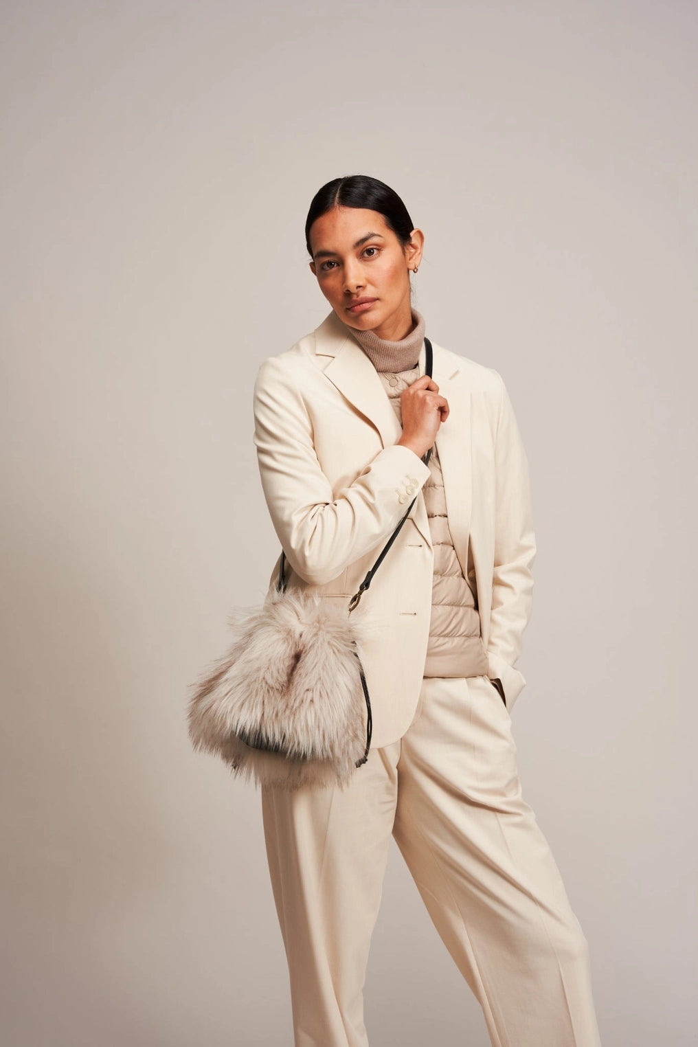 Helen Moore- Vegan Fur Bucket Bag