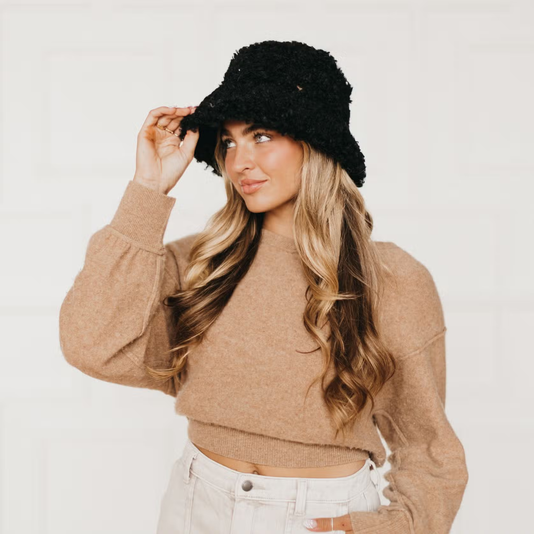 Pretty Simple -Celine Bucket Hat Black